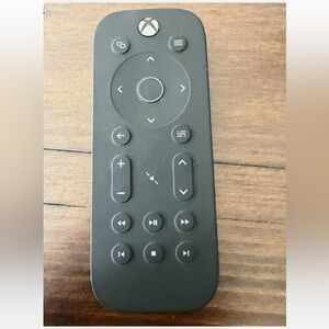 Microsoft Xbox One Remote Control Media Controller Model 1577